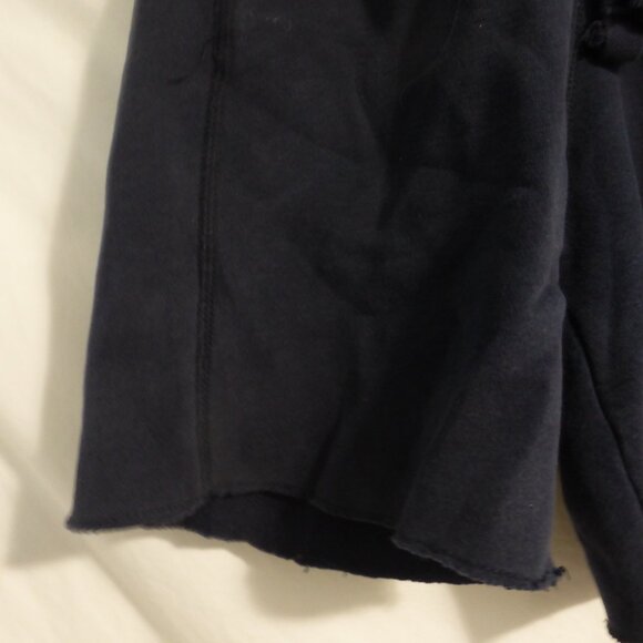 ABERCROMBIE KIDS | small | Navy Sweatshorts | Stretchy Waistband and Drawstring - Picture 6 of 14